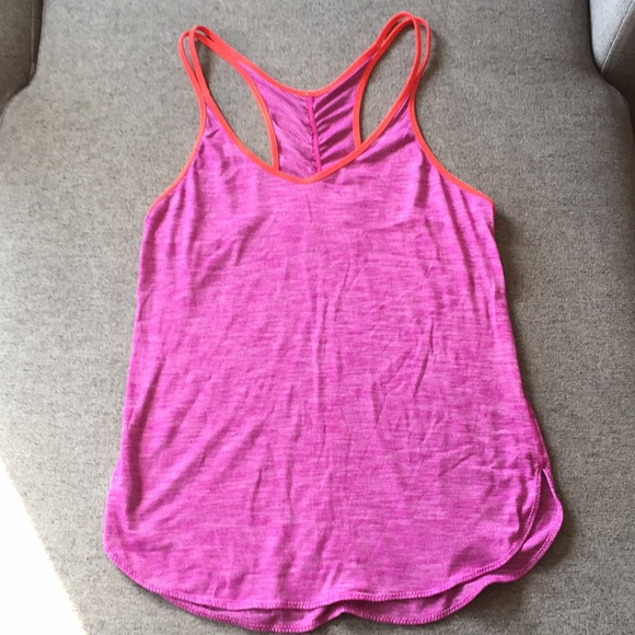 Lululemon tank size 4